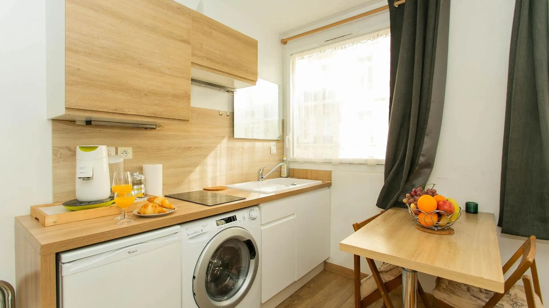 Apartment Champs Elysees & Arc De Triomphe - Cityapartmentstay *