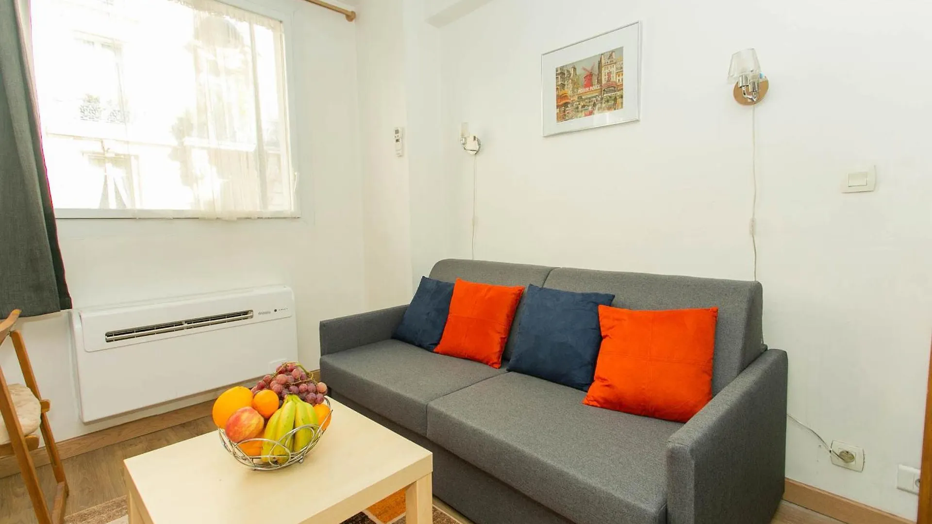 Champs Elysees & Arc De Triomphe - Cityapartmentstay * Paris